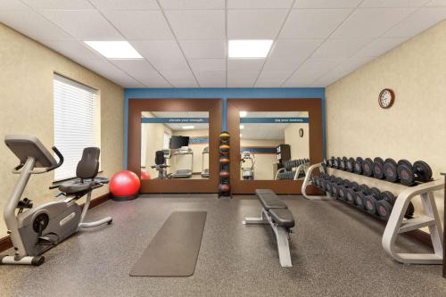Γυμναστήριο ή/και όργανα γυμναστικής στο Hampton Inn Sulphur Springs