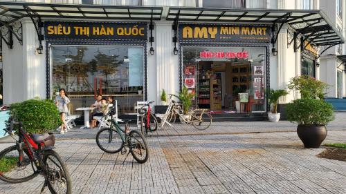 Bersepeda di atau di sekitar Amy Apartment Hue