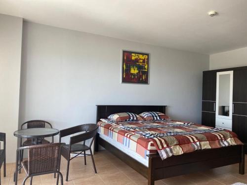 Postel nebo postele na pokoji v ubytování Fewos4seasons Thailand 424