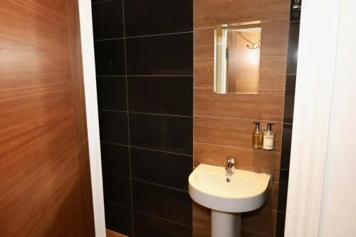 Brighton Inn Boutique Guest Accommodation photo 19
