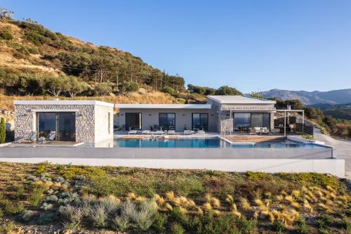 Magical new luxury villa Camellia!