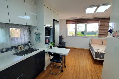 Dapur atau dapur kecil di Mirine Jeju