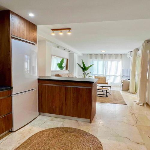 Maite Apartment-Coastal Refuge next to the beach