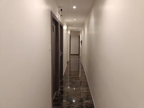 Imagen de la galería de Hotel Classio Andheri - Near DN Nagar Metro Station, en Bombay