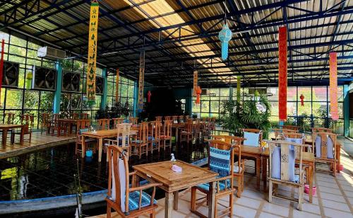 Εστιατόριο ή άλλο μέρος για φαγητό στο Rimtharnn Homestay Maewin