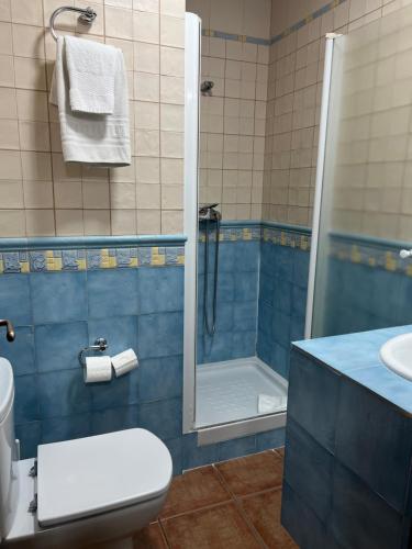 Ένα μπάνιο στο HOSTAL TREVELEZ