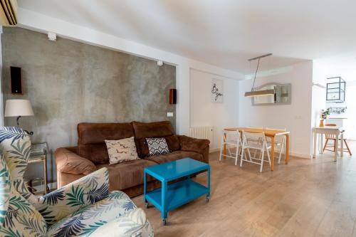 Bustos Tavera Olehousing