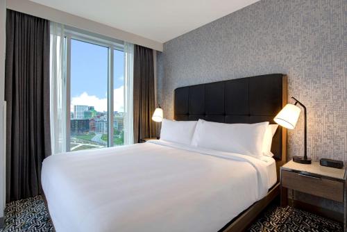 Homewood Suites By Hilton Montreal Downtown Image