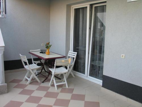 Fotografie z fotogalerie ubytování Guest House Dena v destinaci Dobra Voda