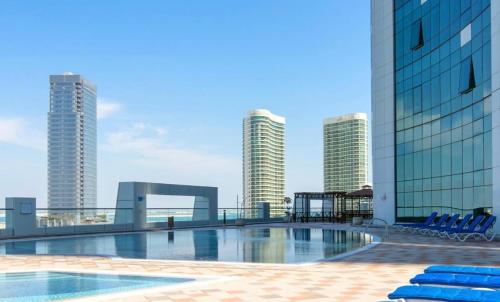 Зображення з фотогалереї помешкання Abu Dhabi Cozy Mangrove View, Seaview 1 Bedroom 1 Partition Apartment not hotel в Абу-Дабі