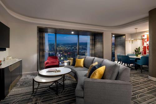 Conrad Las Vegas At Resorts World Image