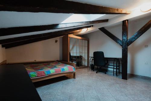 Spacious 3BR Apartment 5th floor