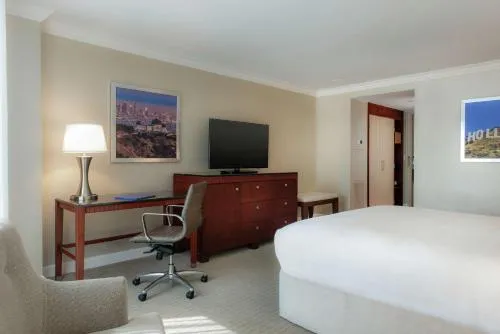 Hilton Los Angeles-Universal City photo 7