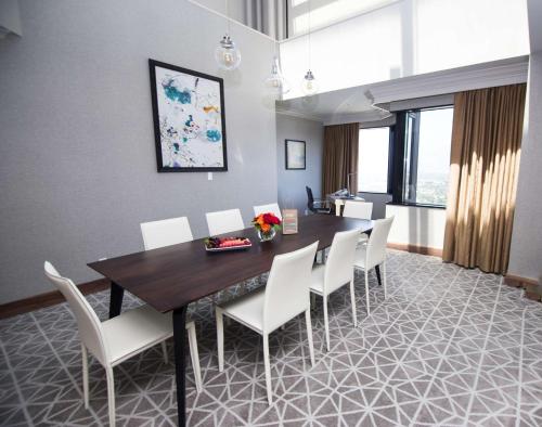 Hilton Los Angeles-Universal City photo 37