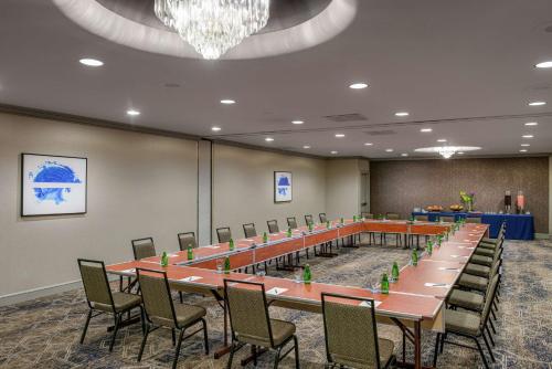 Hilton Los Angeles-Universal City photo 42