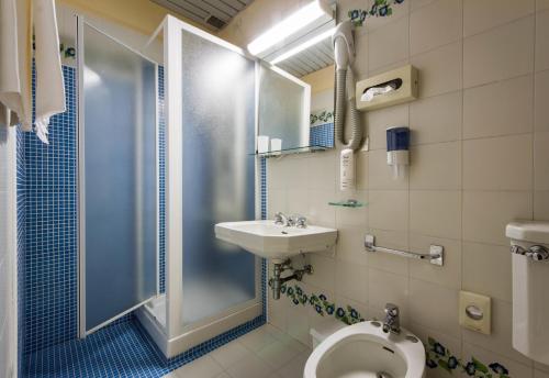 Koupelna v ubytování Hotel Reale