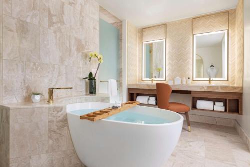 Crockfords Las Vegas, LXR Hotels & Resorts at Resorts World Image