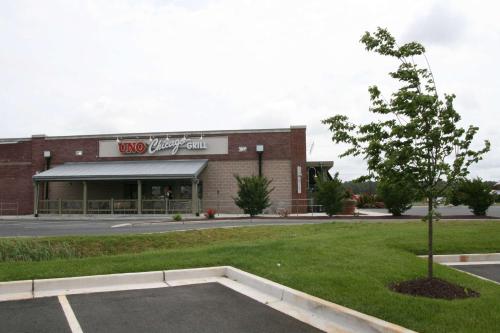 a store front of a brick building at Hampton Inn & Suites Fruitland in Fruitland