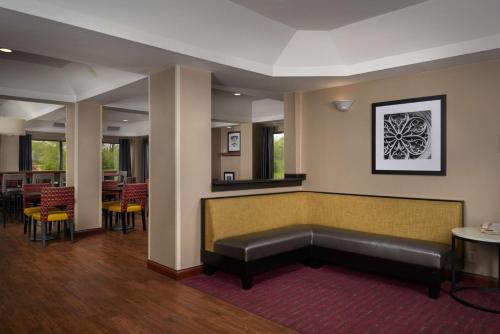 Hampton Inn Shelbyville – Photos 5