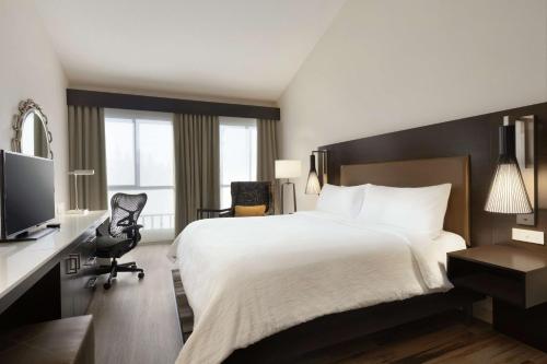 Hilton Garden Inn Cupertino Image