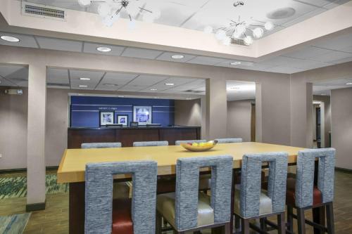 Hampton Inn Chicago Elgin/I-90 – Photos 2