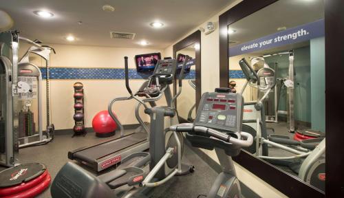 a gym with cardio equipment and a treadmill at Hampton Inn Cornelia in Cornelia