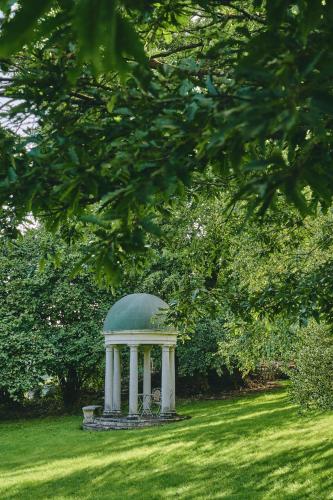 Κήπος έξω από το Lammas Retreat in Minchinhampton