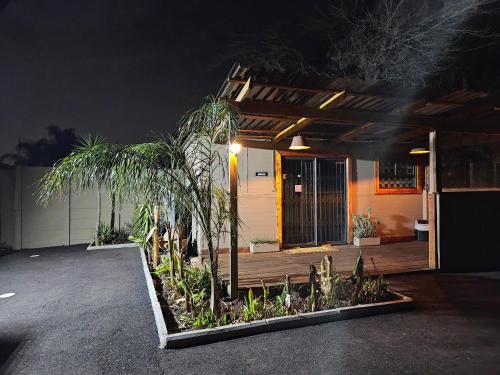 Κήπος έξω από το Bosveld In Die Stad 2 Guesthouse