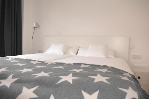 Postel nebo postele na pokoji v ubytování Haus Flora - Mummelke