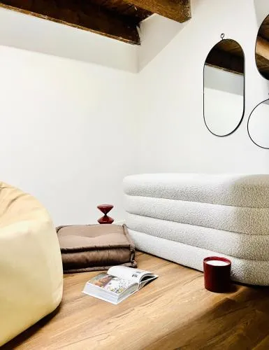Tarra Luxury Suite photo 10