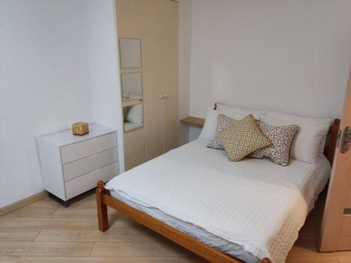 Cosy room in Fulham
