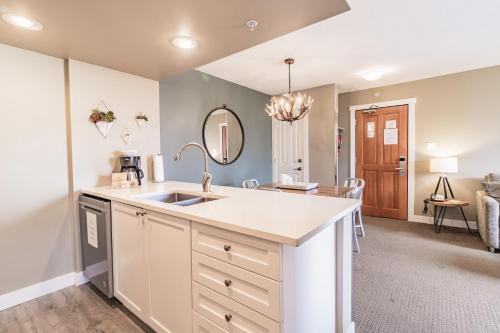 Fotografie z fotogalerie ubytování Cascade Lodge by Elevate Vacations v destinaci Whistler