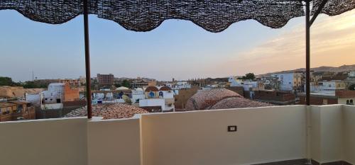 Un balcón o terraza en FADL Kato