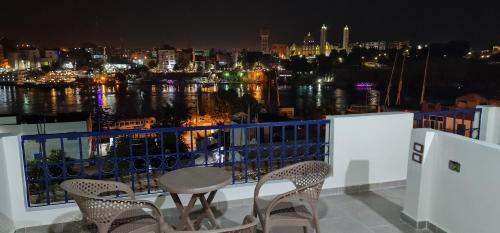 Un balcón o terraza en FADL Kato