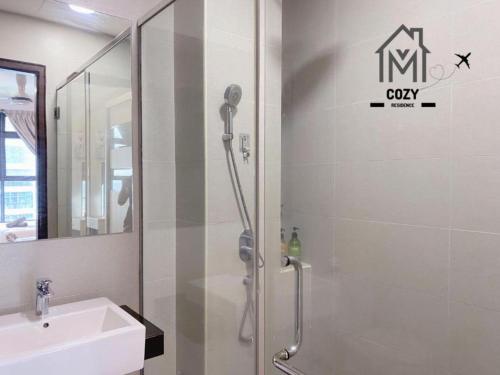Ένα μπάνιο στο Atlantis Residences Melaka by M'cozy Management