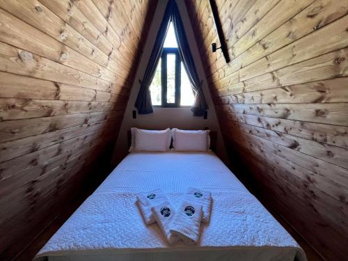Ein Bett oder Betten in einem Zimmer der Unterkunft Pavliani4rest - Luxury Cabins