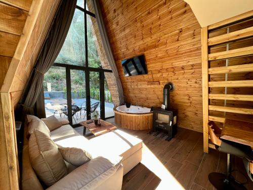 Ruang duduk di Pavliani4rest - Luxury Cabins