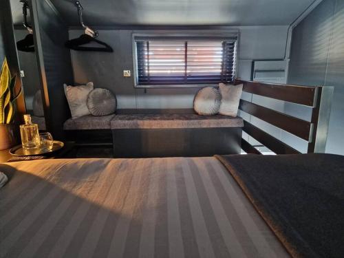 Sea Breeze in Brighton Marina with Free Parking photo 24