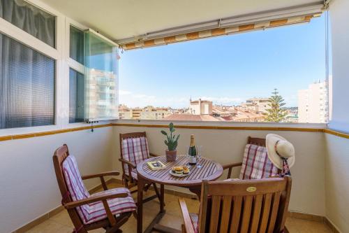 La Paloma With Pool - Happy Rentals