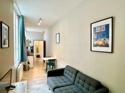 Suite Orphelins 2 (rdc)