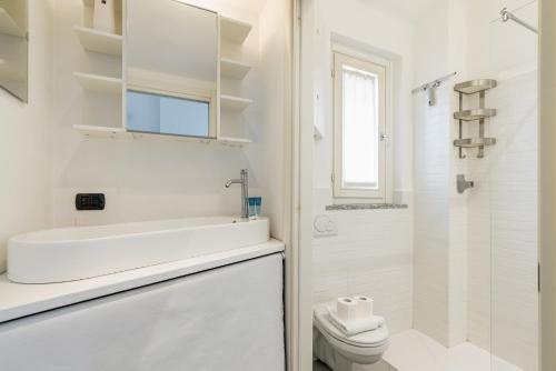 Easylife - Milano - Cola Montano 3 - Isola