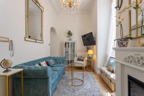 Casa Perla Of Florence by Halldis
