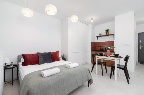 Modern Studio & Terrace Kiełkowskiego by Noclegi Renters