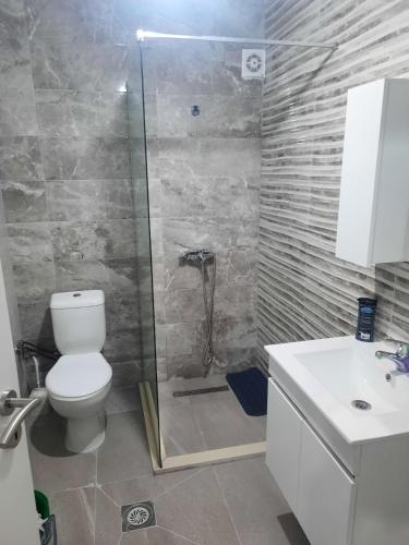 Bany a Apartment Dastidi