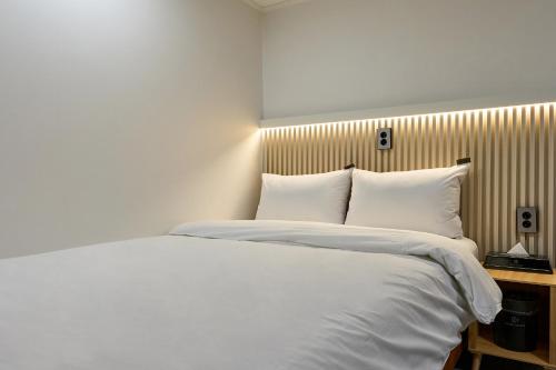 Hotel Chloeにあるベッド