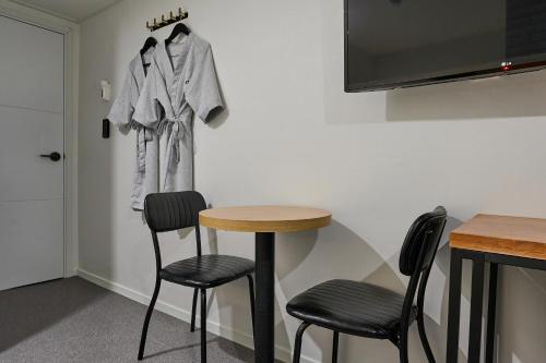 Hotel Chloeにあるテレビまたはエンターテインメントセンター