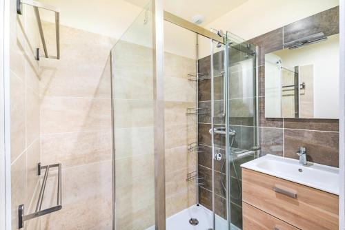 Ένα μπάνιο στο Hyper centre, Premium, spacieux appartement haussmannien