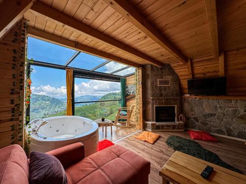 Nespecifikovaný výhled na hory nebo výhled na hory při pohledu z bed and breakfast