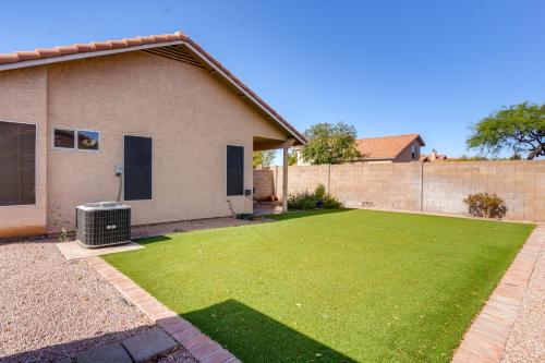 Gallery image of Pool Access and Fenced Backyard Modern Peoria Home! in Peoria