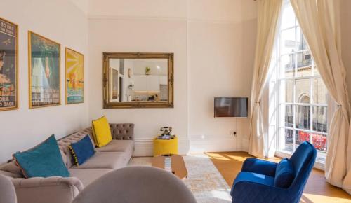 Seaside Balcony Retreat By Mrs Butler Relocation Accommodation Brighton photo 16